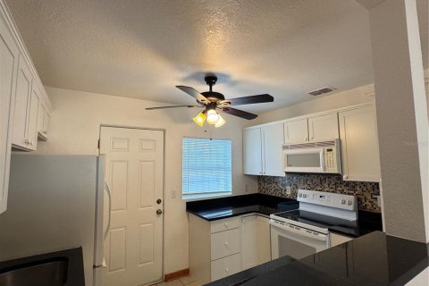 Apartamento en alquiler en Orlando, Florida, 2 dormitorios, 76.64 m2 № 2092495 - foto 4
