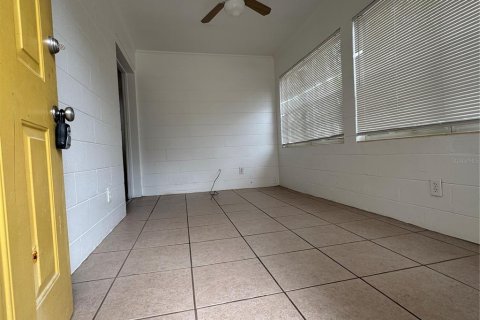 Apartamento en alquiler en Orlando, Florida, 2 dormitorios, 76.64 m2 № 2092495 - foto 2