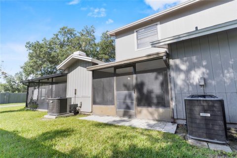Adosado en alquiler en Tampa, Florida, 2 dormitorios, 110.37 m2 № 1857936 - foto 21