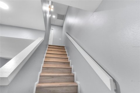 Adosado en alquiler en Tampa, Florida, 2 dormitorios, 110.37 m2 № 1857936 - foto 4