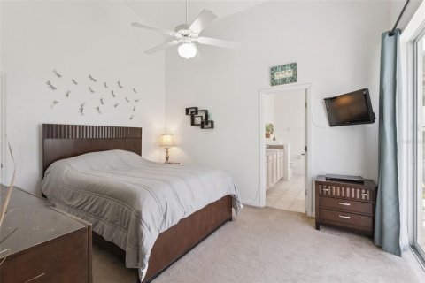 House in Davenport, Florida 4 bedrooms, 171.31 sq.m. № 2236539 - photo 9