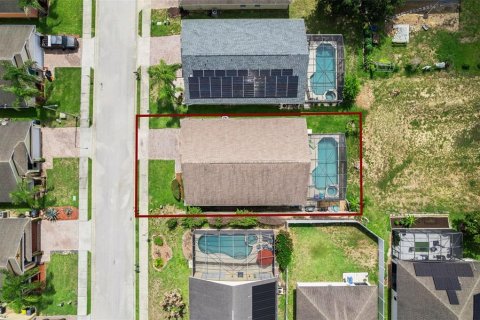 House in Davenport, Florida 4 bedrooms, 171.31 sq.m. № 2236539 - photo 21