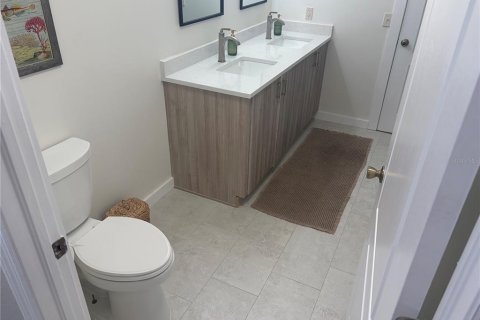Купить кондоминиум в Сарасота, Флорида 4 комнаты, 88.16м2, № 2236149 - фото 18