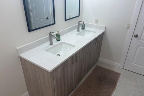 Купить кондоминиум в Сарасота, Флорида 4 комнаты, 88.16м2, № 2236149 - фото 16