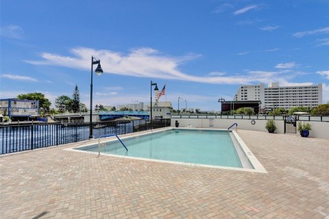 Condo in Fort Lauderdale, Florida, 1 bedroom  № 1865645 - photo 24