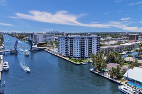 Condo in Fort Lauderdale, Florida, 1 bedroom  № 1865645 - photo 20