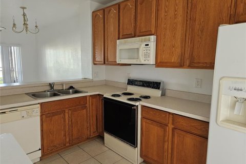 Adosado en venta en Davenport, Florida, 2 dormitorios, 91.79 m2 № 1736508 - foto 4