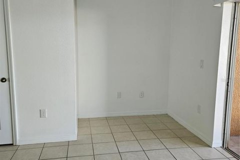 Adosado en venta en Davenport, Florida, 2 dormitorios, 91.79 m2 № 1736508 - foto 16