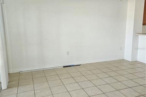 Adosado en venta en Davenport, Florida, 2 dormitorios, 91.79 m2 № 1736508 - foto 13