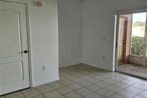 Adosado en venta en Davenport, Florida, 2 dormitorios, 91.79 m2 № 1736508 - foto 11