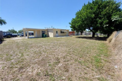 Villa ou maison à louer à Port Charlotte, Floride: 2 chambres, 71.35 m2 № 2437190 - photo 9