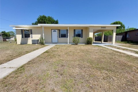 Villa ou maison à louer à Port Charlotte, Floride: 2 chambres, 71.35 m2 № 2437190 - photo 3