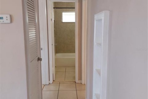 Villa ou maison à louer à Port Charlotte, Floride: 2 chambres, 71.35 m2 № 2437190 - photo 21