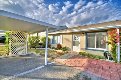 Condominio en venta en Winter Haven, Florida, 2 dormitorios, 99.68 m2 № 1915521 - foto 3