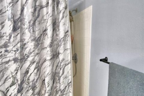 Condominio en venta en Winter Haven, Florida, 2 dormitorios, 99.68 m2 № 1915521 - foto 23