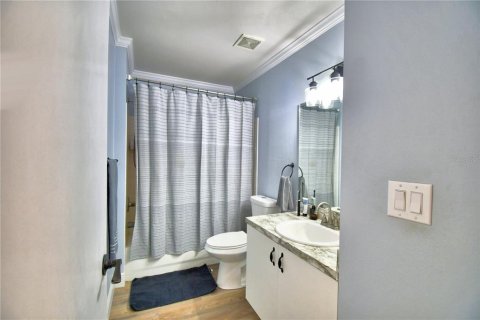 Condominio en venta en Winter Haven, Florida, 2 dormitorios, 99.68 m2 № 1915521 - foto 28