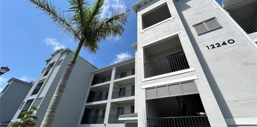 Condo in Venice, Florida, 2 bedrooms in WELLEN PARK № 1884788
