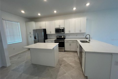 Condo in Venice, Florida, 2 bedrooms in WELLEN PARK  № 1884788 - photo 8