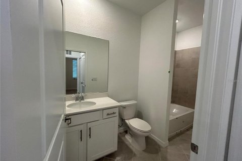 Condo in Venice, Florida, 2 bedrooms in WELLEN PARK  № 1884788 - photo 10
