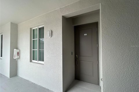 Condo in Venice, Florida, 2 bedrooms in WELLEN PARK  № 1884788 - photo 4