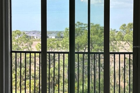Condo in Venice, Florida, 2 bedrooms in WELLEN PARK  № 1884788 - photo 23