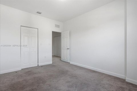 Touwnhouse à vendre à Homestead, Floride: 3 chambres, 173.73 m2 № 2260561 - photo 13