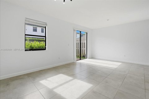 Touwnhouse à vendre à Homestead, Floride: 3 chambres, 173.73 m2 № 2260561 - photo 6