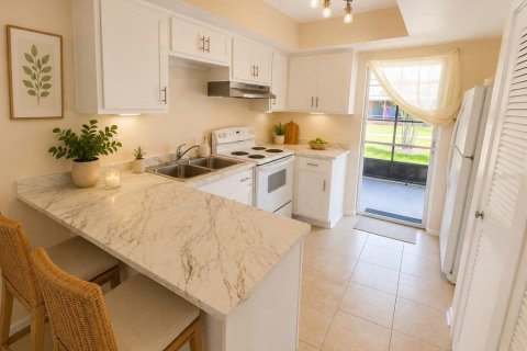 Condo in Kissimmee, Florida, 2 bedrooms № 2199068 - photo 4