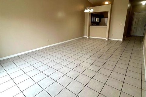 Villa ou maison à louer à Kissimmee, Floride: 3 chambres, 123.37 m2 № 1901719 - photo 3