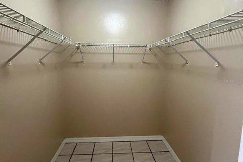 Villa ou maison à louer à Kissimmee, Floride: 3 chambres, 123.37 m2 № 1901719 - photo 10