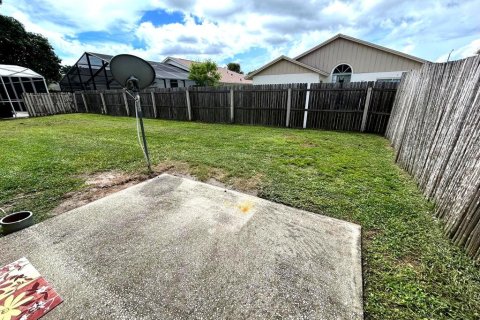 Villa ou maison à louer à Kissimmee, Floride: 3 chambres, 123.37 m2 № 1901719 - photo 13