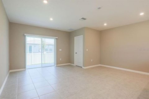 Villa ou maison à vendre à Ocala, Floride: 3 chambres, 156.08 m2 № 2404727 - photo 5