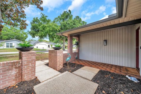 House in Tarpon Springs, Florida 2 bedrooms, 136.01 sq.m. № 1796839 - photo 8