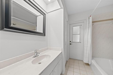 Casa en venta en Venice, Florida, 3 dormitorios, 187.57 m2 № 2199366 - foto 19