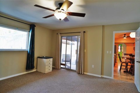House in Port Charlotte, Florida 3 bedrooms, 148.83 sq.m. № 2095865 - photo 13