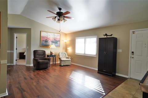 House in Port Charlotte, Florida 3 bedrooms, 148.83 sq.m. № 2095865 - photo 5