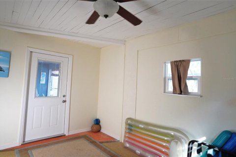 House in Port Charlotte, Florida 3 bedrooms, 148.83 sq.m. № 2095865 - photo 17