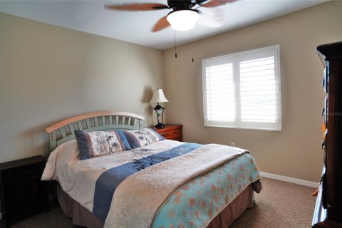 House in Port Charlotte, Florida 3 bedrooms, 148.83 sq.m. № 2095865 - photo 15