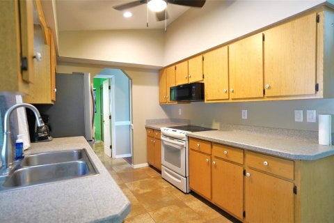 House in Port Charlotte, Florida 3 bedrooms, 148.83 sq.m. № 2095865 - photo 10