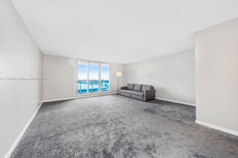 Купить кондоминиум в Майами-Бич, Флорида 55.74м2, № 1958067 - фото 20