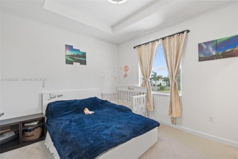 Adosado en venta en Miami, Florida, 3 dormitorios, 123.37 m2 № 2153290 - foto 26