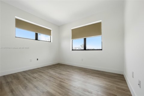 Adosado en venta en Miramar, Florida, 3 dormitorios, 139.73 m2 № 1895837 - foto 15