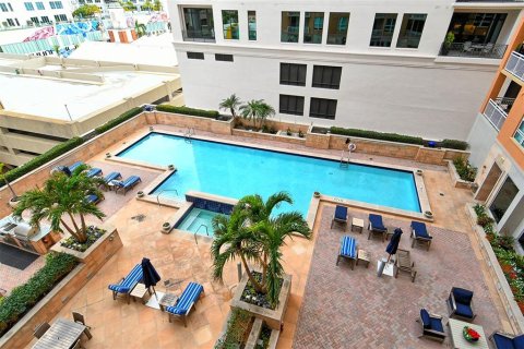 Condominio en alquiler en Sarasota, Florida, 2 dormitorios, 124.12 m2 № 1420722 - foto 10