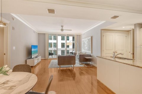 Condominio en alquiler en Sarasota, Florida, 2 dormitorios, 124.12 m2 № 1420722 - foto 5