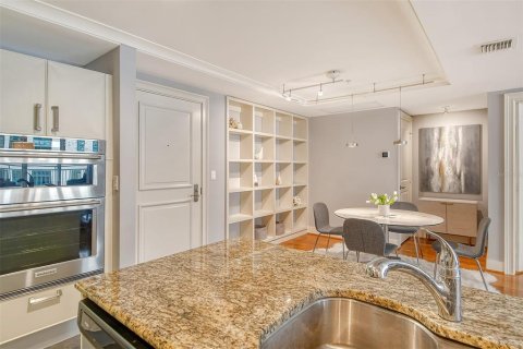 Condominio en alquiler en Sarasota, Florida, 2 dormitorios, 124.12 m2 № 1420722 - foto 19
