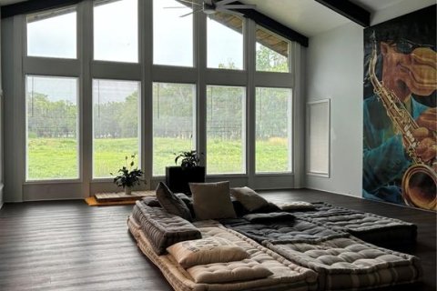 Villa ou maison à Gainesville, Floride 3 chambres, 383.5 m2 № 2094318