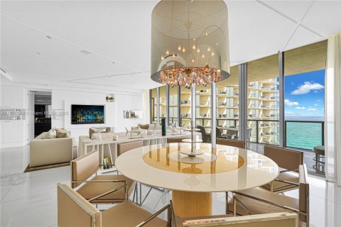 Купить кондоминиум в Бэл-Харбор, Флорида 4 спальни, 330.36м2, № 2021725 - фото 8