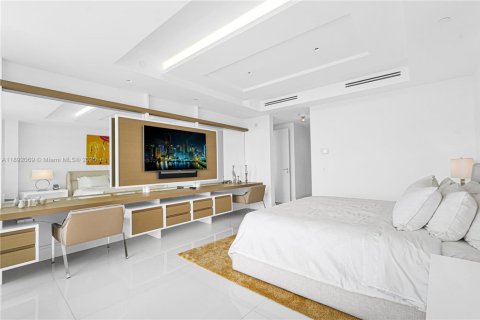 Купить кондоминиум в Бэл-Харбор, Флорида 4 спальни, 330.36м2, № 2021725 - фото 28