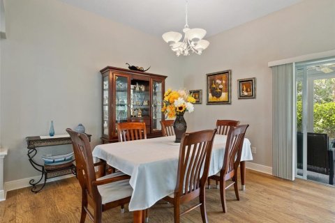 Casa en venta en The Villages, Florida, 3 dormitorios, 175.31 m2 № 2314667 - foto 10