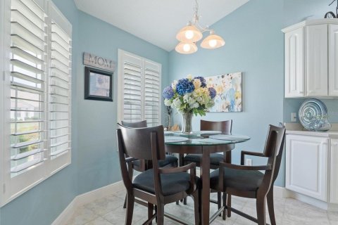 Casa en venta en The Villages, Florida, 3 dormitorios, 175.31 m2 № 2314667 - foto 17